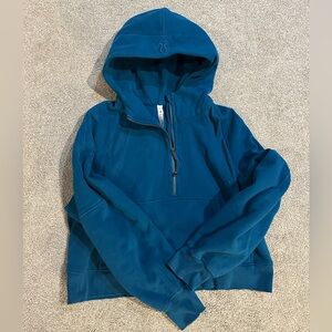 Lululemon Cropped Scuba (M/L)